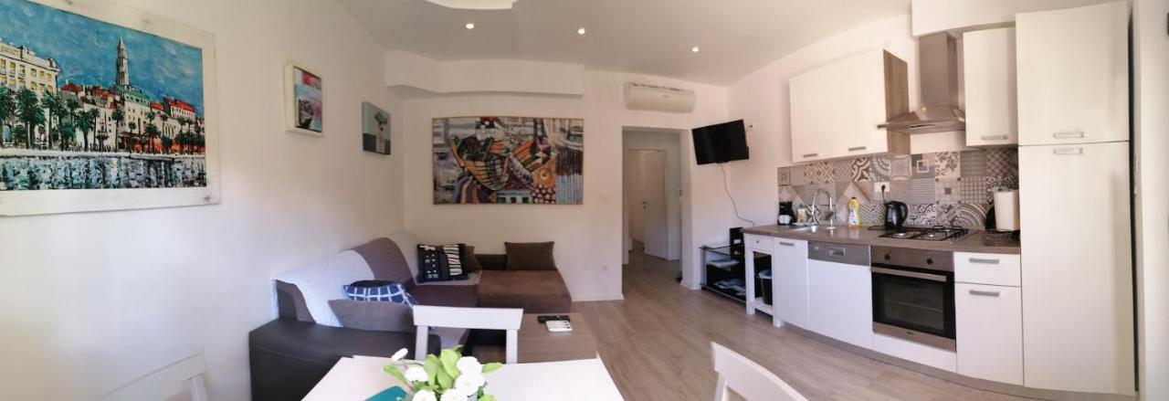 Dadule Apartments Podstrana Bagian luar foto